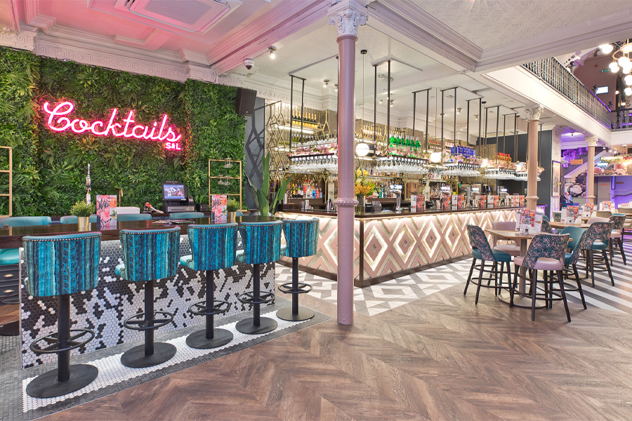 Slug & Lettuce in Market Square Nottingham | Stonegate Group