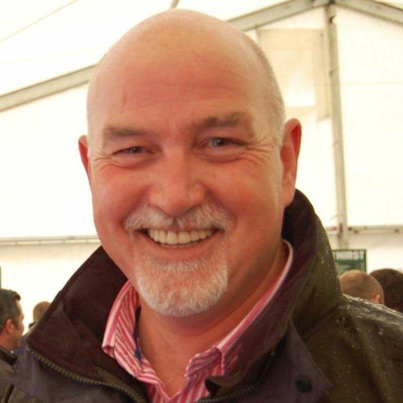 Stonegate’s Area Manager rows over 42km to raise over £2,000 for