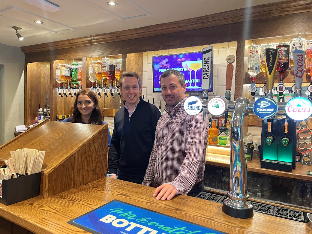 Tom Pursglove MP visits popular Corby community pub Stonegate Group